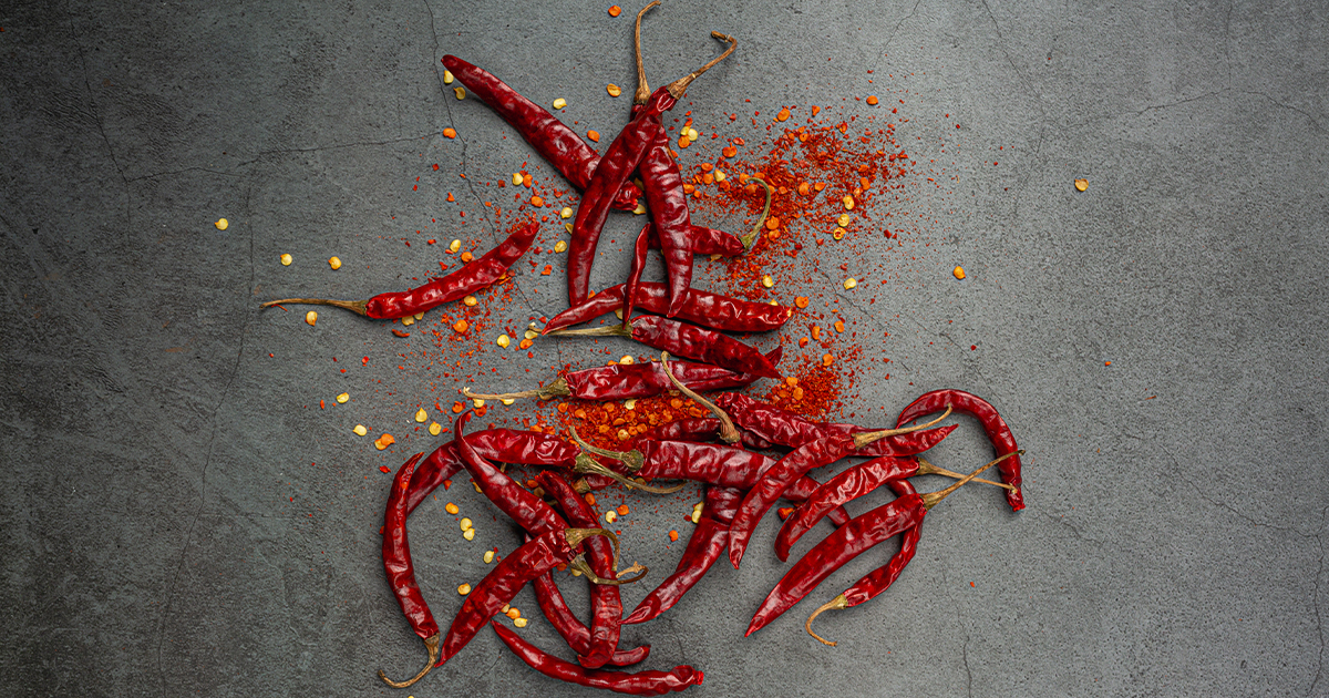 Papryka de Cayenne, znana również jako papryka cayenne, jest odmianą papryki chili, która jest znana ze swojej ostrości.